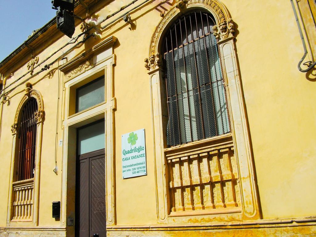 Casa Vacanze Il Quadrifoglio Noto Exteriör bild